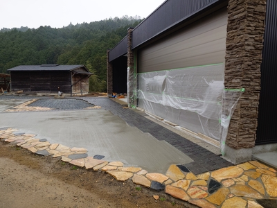 garage_20250410-02.jpg