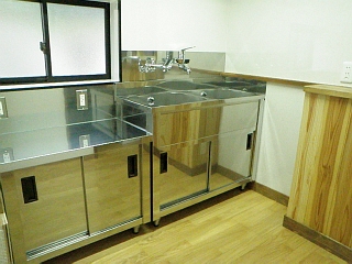 mini_kitchen01.jpg