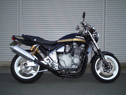 自慢32　KAWASAKI ZEPHYR1100改　Gold Arrow